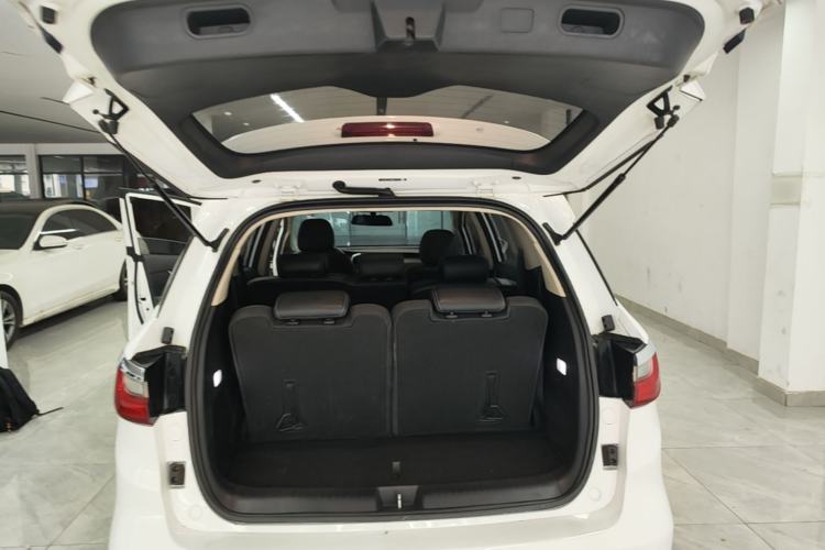 Used BYD Song MAX 2017 1.5T Automatic Smart Connect Prestige 7-Seater Trunk