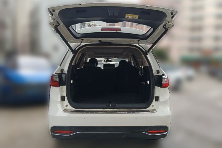 Used BYD Song MAX 2017 1.5T Automatic Smart Connect Prestige 7-Seater Trunk