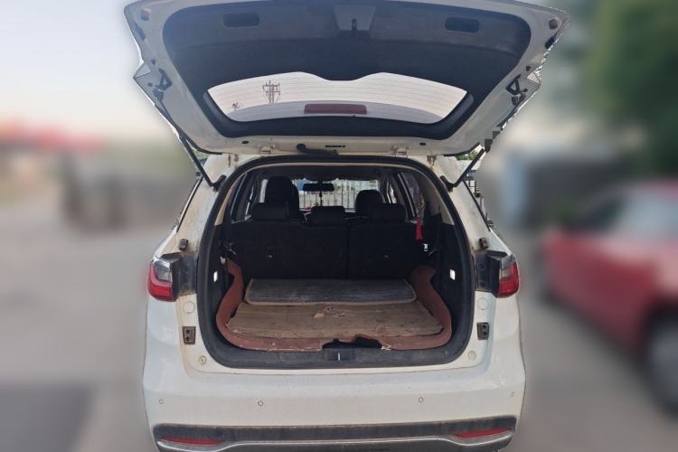 Used BYD Song MAX 2017 1.5T Automatic Smart Connect Luxury 7-Seater Trunk