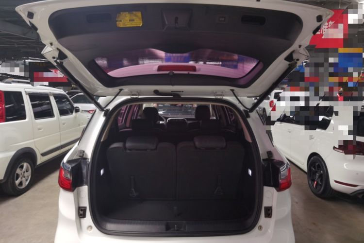 Used BYD Song MAX 2017 1.5T Automatic Smart Connect Luxury 7-Seater Trunk
