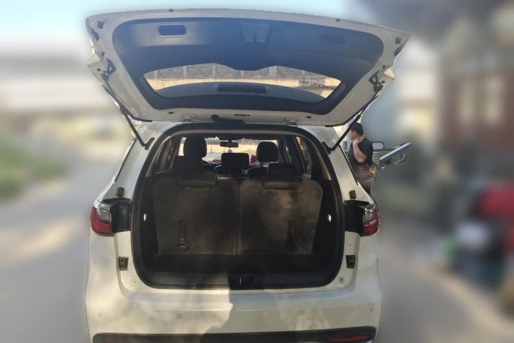 Used BYD Song MAX 2017 1.5T Automatic Smart Connect Luxury 7-Seater Trunk