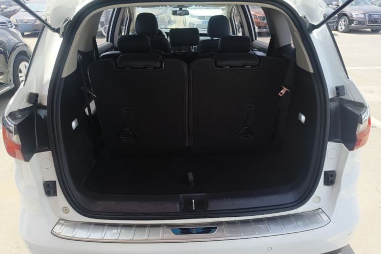Used BYD Song MAX 2017 1.5T Automatic Smart Connect Prestige 7-Seater Trunk