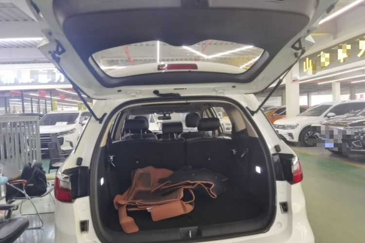 Used BYD Song MAX 2017 1.5T Automatic Smart Connect Prestige 7-Seater Trunk