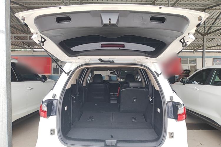 Used BYD Song MAX 2017 1.5T Automatic Smart Connect Elite 7-Seater Trunk