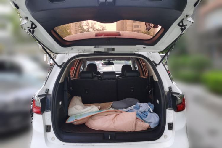 Used BYD Song MAX 2017 1.5T Automatic Smart Connect Luxury 7-Seater Trunk
