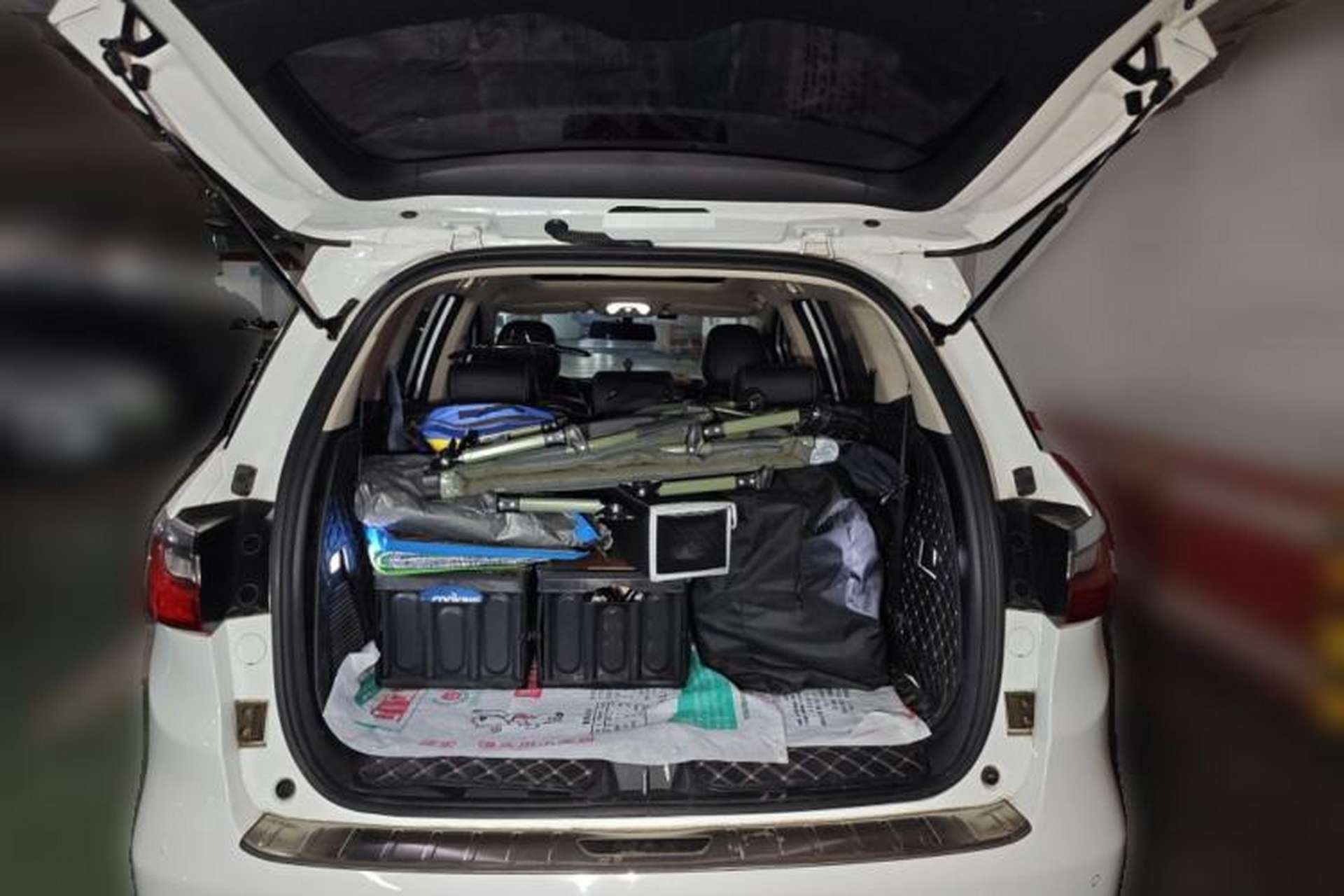 Used BYD Song MAX 2017 1.5T Automatic Smart Connect Elite 7-Seater Trunk