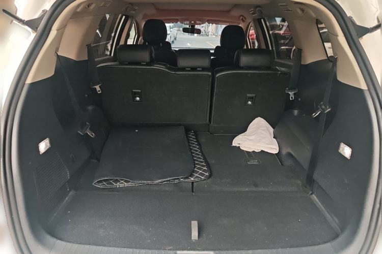 Used BYD Song MAX 2017 1.5T Automatic Smart Connect Prestige 7-Seater Trunk