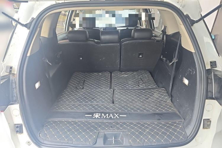 Used BYD Song MAX 2017 1.5T Automatic Smart Connect Luxury 7-Seater Trunk
