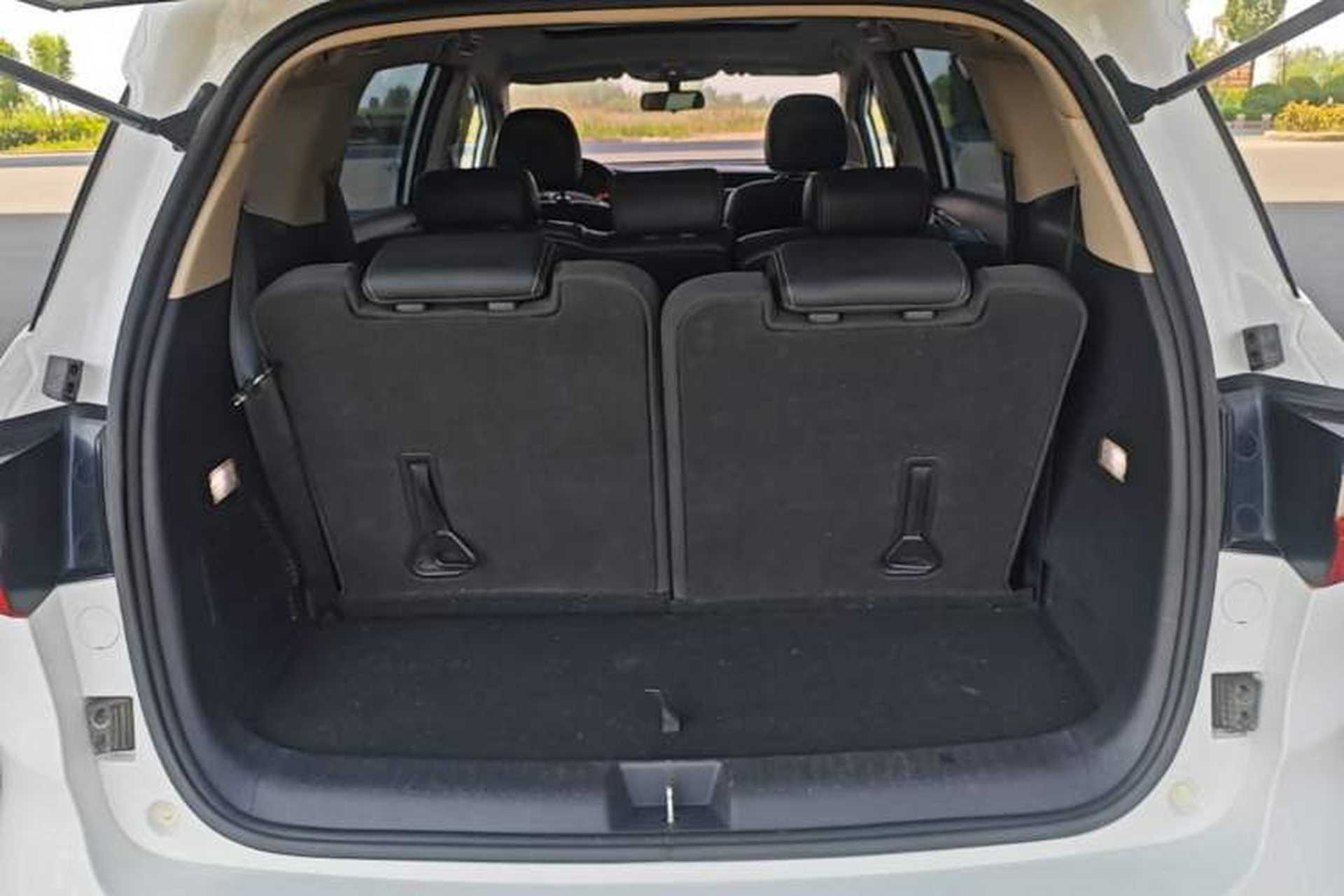Used BYD Song MAX 2017 1.5T Automatic Smart Connect Elite 7-Seater Trunk