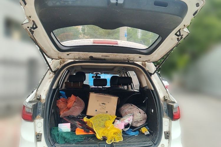 Used BYD Song MAX 2017 1.5T Automatic Smart Connect Elite 7-Seater Trunk