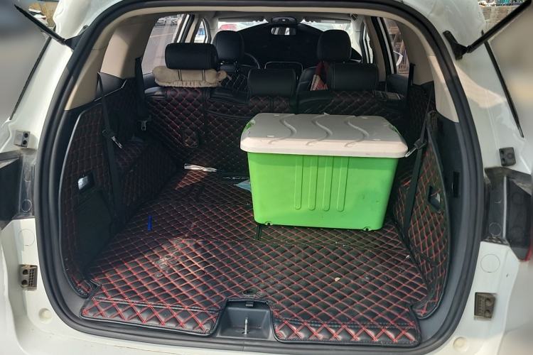 Used BYD Song MAX 2017 1.5T Automatic Smart Connect Elite 7-Seater Trunk