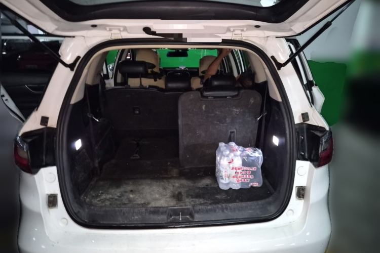 Used BYD Song MAX 2017 1.5T Manual Smart Connect Luxury 7-Seater Trunk