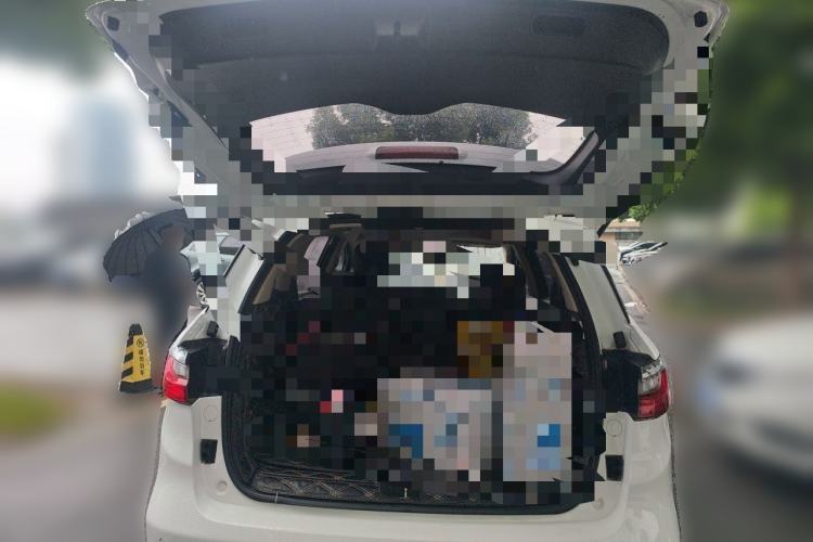 Used BYD Song MAX 2017 1.5T Automatic Smart Connect Elite 7-Seater Trunk