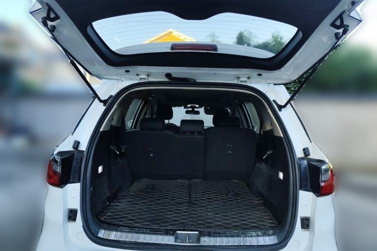 Used BYD Song MAX 2017 1.5T Automatic Smart Connect Prestige 7-Seater Trunk