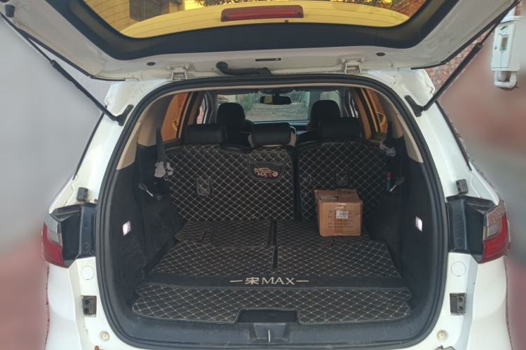 Used BYD Song MAX 2017 1.5T Automatic Smart Connect Luxury 7-Seater Trunk