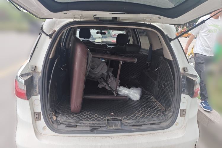 Used BYD Song MAX 2017 1.5T Automatic Smart Connect Elite 7-Seater Trunk