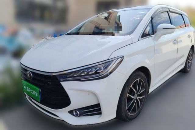 Ojetý BYD Song MAX 2017 1.5T Automatic Smart Connect Elite 7-Seater