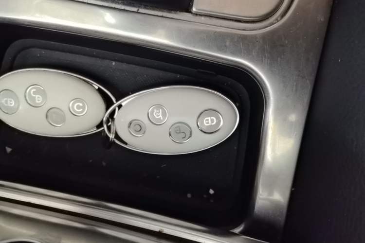 Used BYD Song MAX 2017 1.5T Automatic Smart Connect Elite 7-Seater Vehicle Key