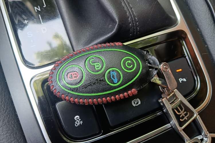 Used BYD Song MAX 2017 1.5T Automatic Smart Connect Elite 7-Seater Vehicle Key