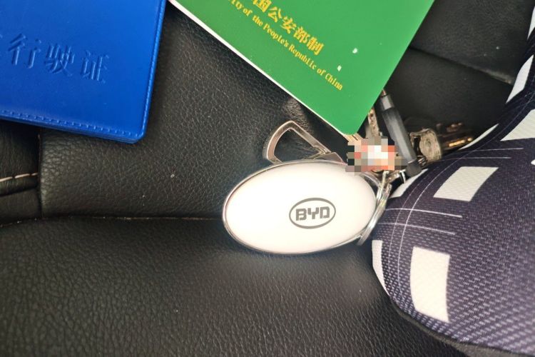 Used BYD Song MAX 2017 1.5T Automatic Smart Connect Elite 7-Seater Vehicle Key