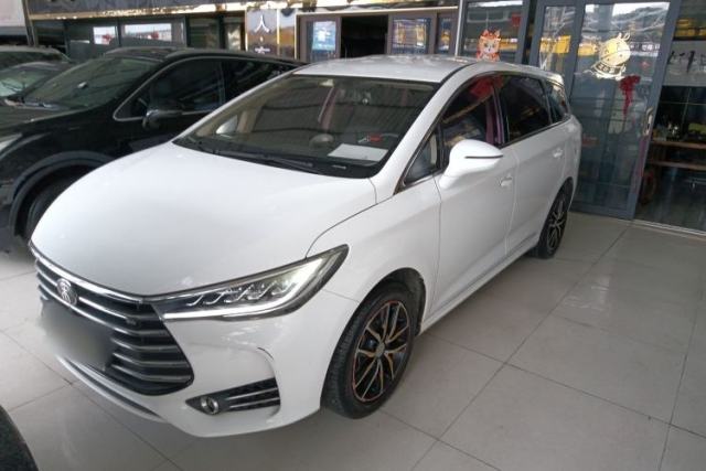 Used BYD Song MAX 2017 1.5T Manual Smart Connect Luxury 7-Seater