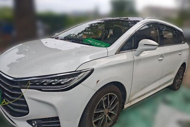 Used BYD Song MAX 2017 1.5T Automatic Smart Connect Elite 7-Seater