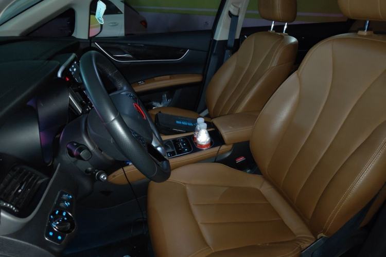 Used BYD Song MAX 2018 1.5T Automatic Smart Connect Elite Model with 6 Seats Left Front Seat