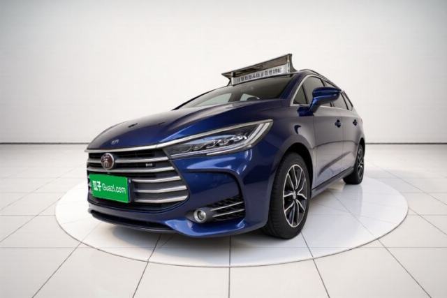 Used BYD Song MAX 2018 1.5T Automatic Smart Connect Elite Model with 6 Seats
