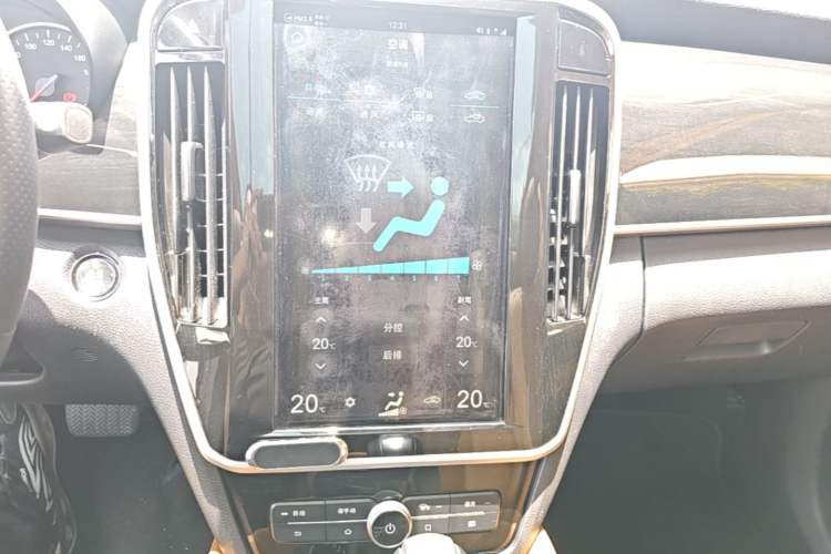 Used BYD Song MAX 2018 1.5T Automatic Smart Connect Elite Model with 6 Seats Audio And AC Panel