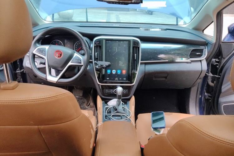 Used BYD Song MAX 2018 1.5T Automatic Smart Connect Luxury 6-Seater Center Console