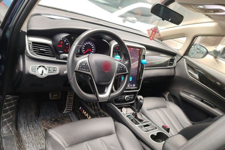 Used BYD Song MAX 2018 1.5T Automatic Smart Connect Elite Model with 6 Seats Center Console