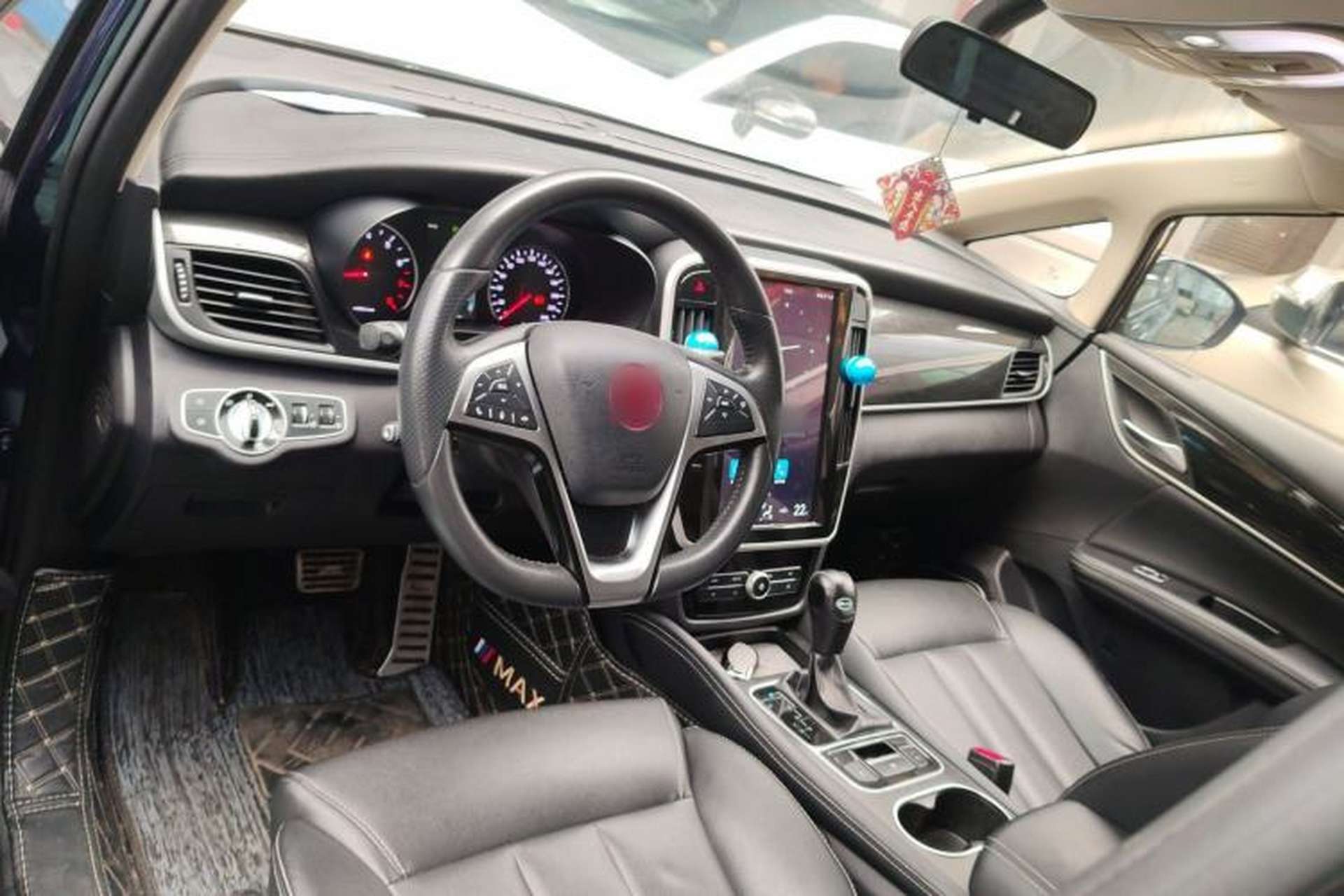 Used BYD Song MAX 2018 1.5T Automatic Smart Connect Elite Model with 6 Seats Center Console