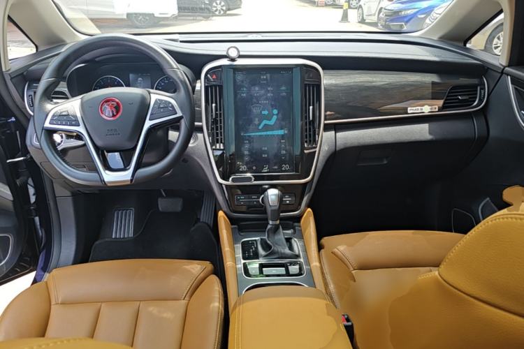 Used BYD Song MAX 2018 1.5T Automatic Smart Connect Elite Model with 6 Seats Center Console