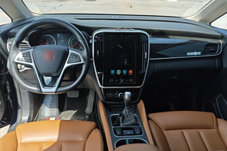Used BYD Song MAX 2018 1.5T Automatic Smart Connect Luxury 6-Seater Center Console