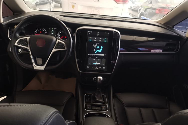 Used BYD Song MAX 2018 1.5T Automatic Smart Connect Elite Model with 6 Seats Center Console