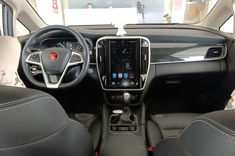 Used BYD Song MAX 2018 1.5T Automatic Smart Connect Elite Model with 6 Seats Center Console