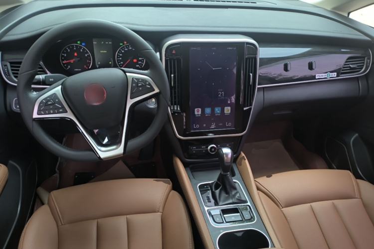Used BYD Song MAX 2018 1.5T Automatic Smart Connect Luxury 6-Seater Center Console