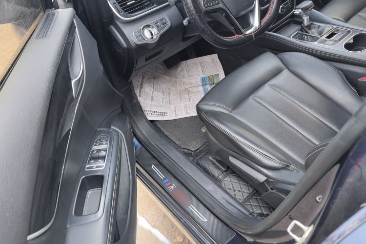 Used BYD Song MAX 2018 1.5T Automatic Smart Connect Elite Model with 6 Seats Driver Seat