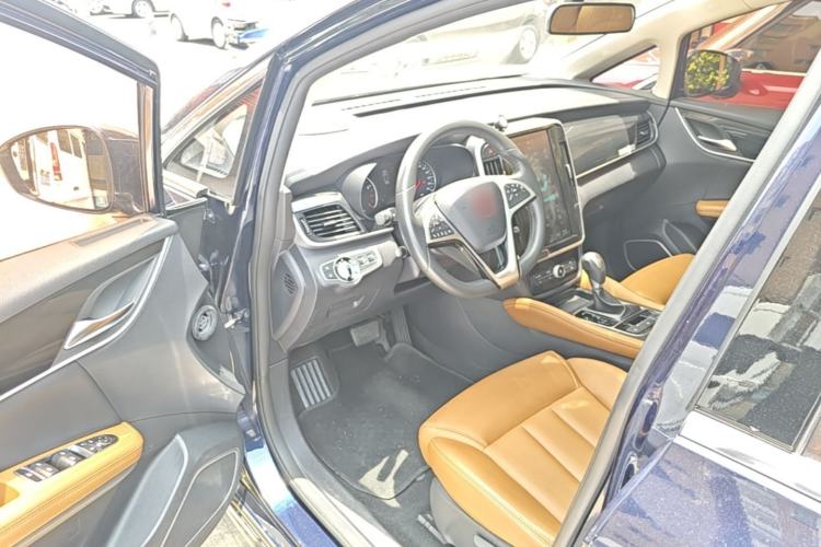 Used BYD Song MAX 2018 1.5T Automatic Smart Connect Elite Model with 6 Seats Driver Seat