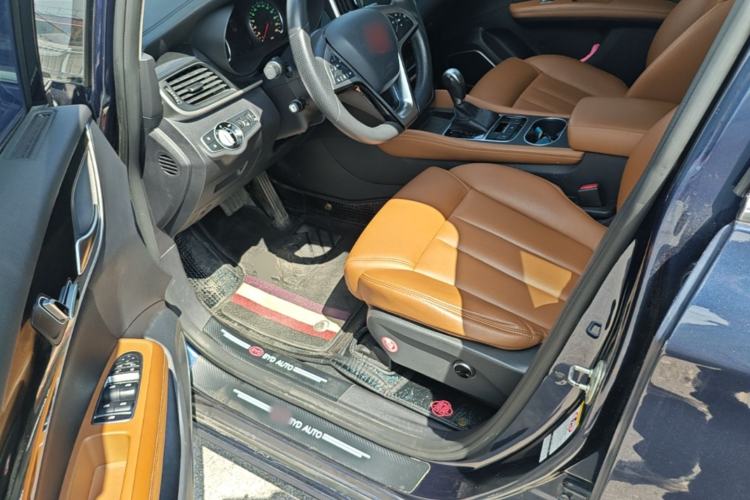 Used BYD Song MAX 2018 1.5T Automatic Smart Connect Luxury 6-Seater Driver Seat