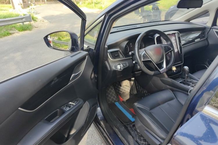 Used BYD Song MAX 2018 1.5T Automatic Smart Connect Elite Model with 6 Seats Driver Seat