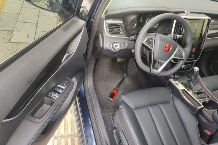 Used BYD Song MAX 2018 1.5T Automatic Smart Connect Elite Model with 6 Seats Driver Seat