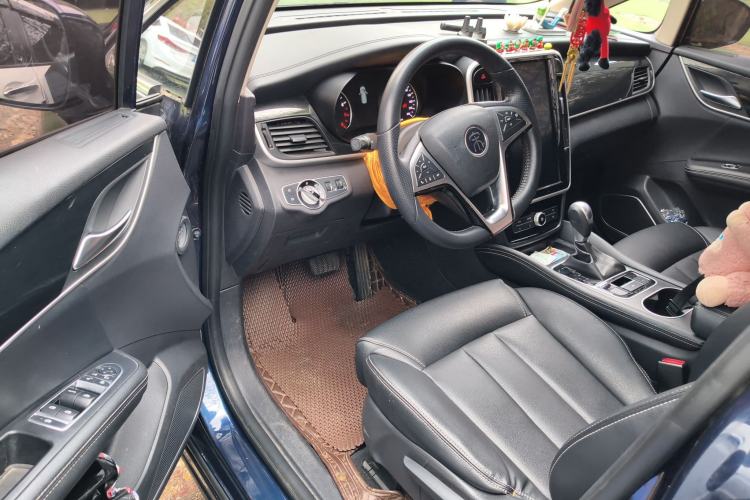 Used BYD Song MAX 2018 1.5T Automatic Smart Connect Luxury 6-Seater Driver Seat