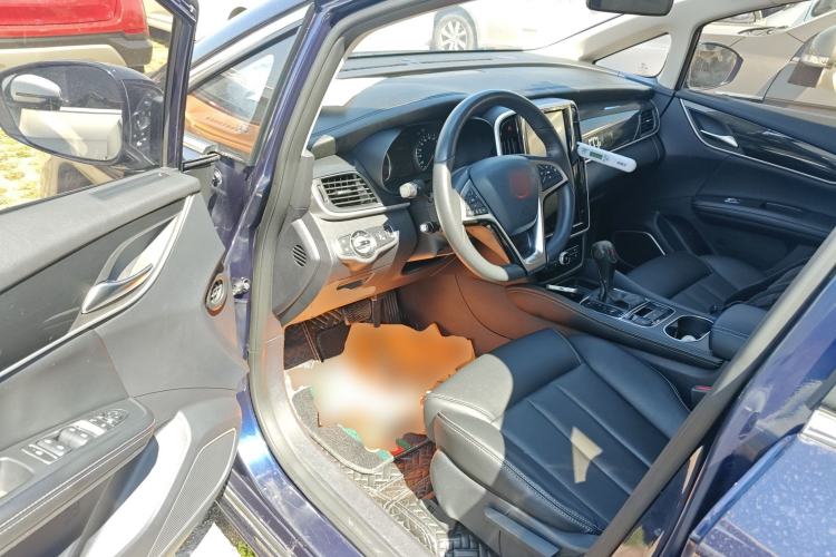 Used BYD Song MAX 2018 1.5T Automatic Smart Connect Elite Model with 6 Seats Driver Seat