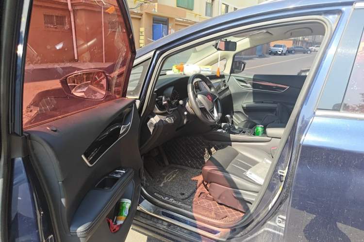 Used BYD Song MAX 2018 1.5T Automatic Smart Connect Elite Model with 6 Seats Driver Seat