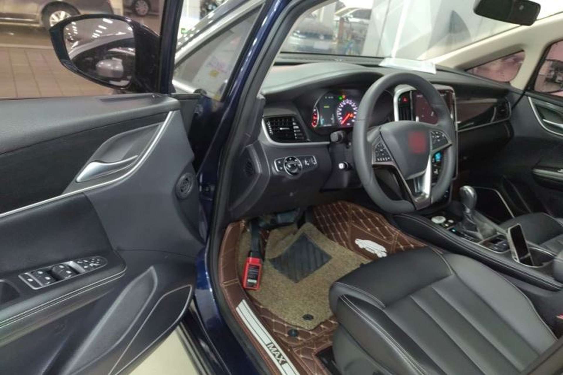 Used BYD Song MAX 2018 1.5T Automatic Smart Connect Elite Model with 6 Seats Driver Seat