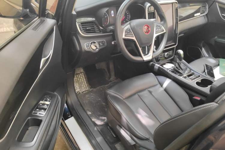 Used BYD Song MAX 2018 1.5T Automatic Smart Connect Elite Model with 6 Seats Driver Seat