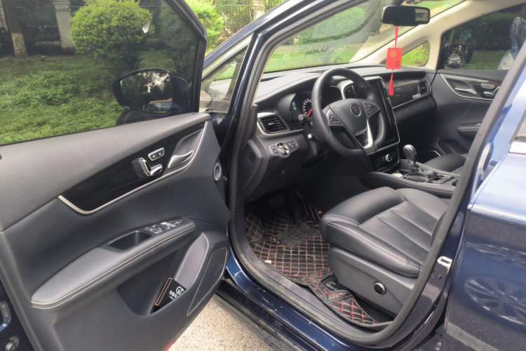 Used BYD Song MAX 2018 1.5T Automatic Smart Connect Flagship 7-Seater Driver Seat