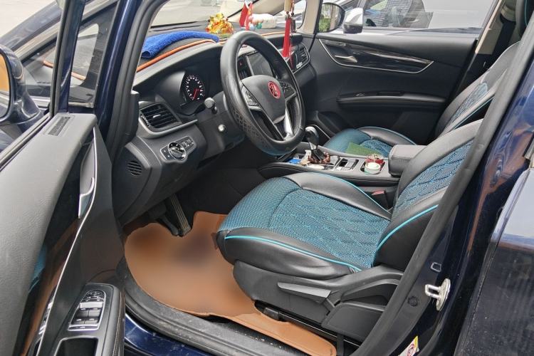 Used BYD Song MAX 2018 1.5T Automatic Smart Connect Elite Model with 6 Seats Driver Seat