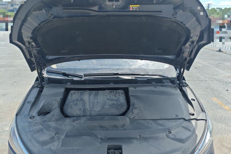 Used BYD Song MAX 2018 1.5T Automatic Smart Connect Luxury 6-Seater Engine Bay